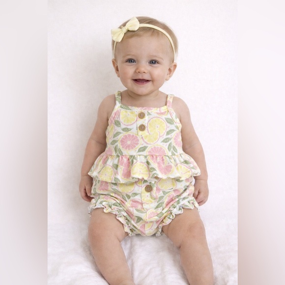 Rachel Zoe Other - NWOT Rachel and Zoe baby girls size 6/9M summer lemon patterned set